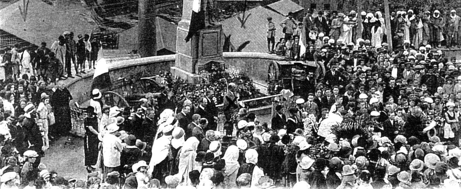 988- Beni-Saf - Ceremonie au Monument aux Morts2.jpg